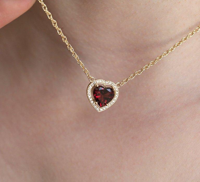Heart Garnet Diamond Halo Necklace – Capucinne