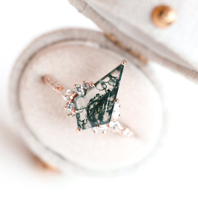 ABIGAIL KITE MOSS AGATE AND DIAMOND SET | Rings | Capucinne