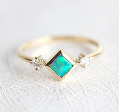 Adora Square Opal Ring | Rings | Capucinne