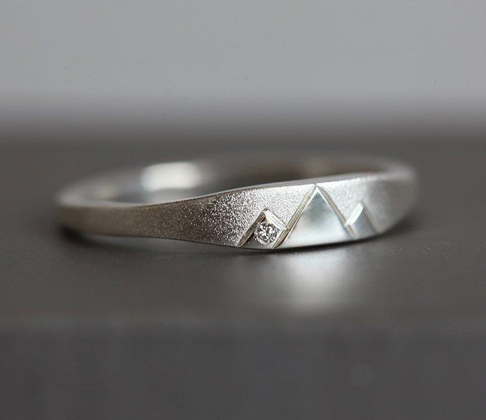 Anya Gold Wedding Ring, Unique Wedding Ring-Capucinne