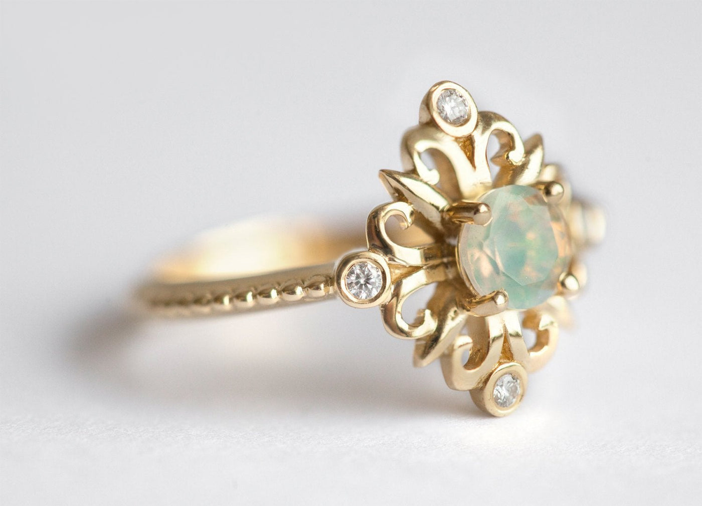 White Round Welo Opal Gold Symmetrical Vintage Ring