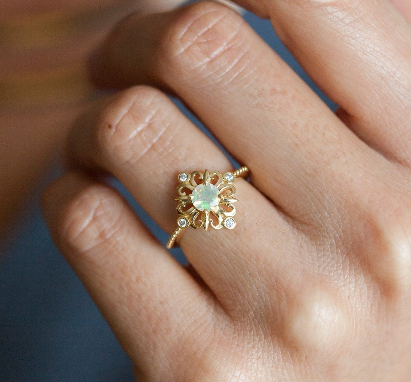 White Round Welo Opal Gold Symmetrical Vintage Ring