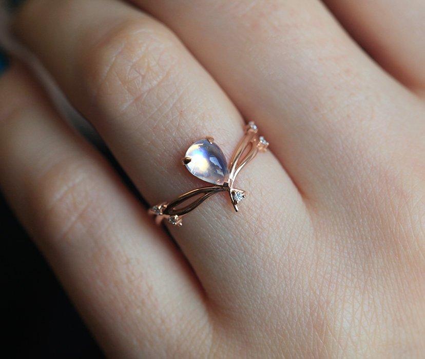 Vintage Gold Pear Opal Ring with Side White Diamonds