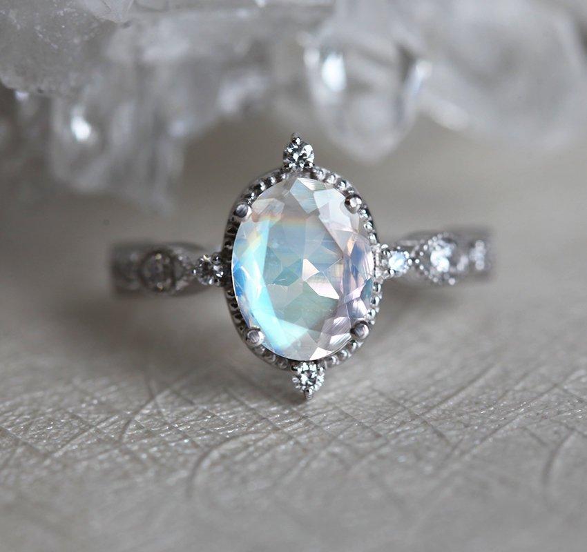 White Oval Moonstone Gold Vintage Ring