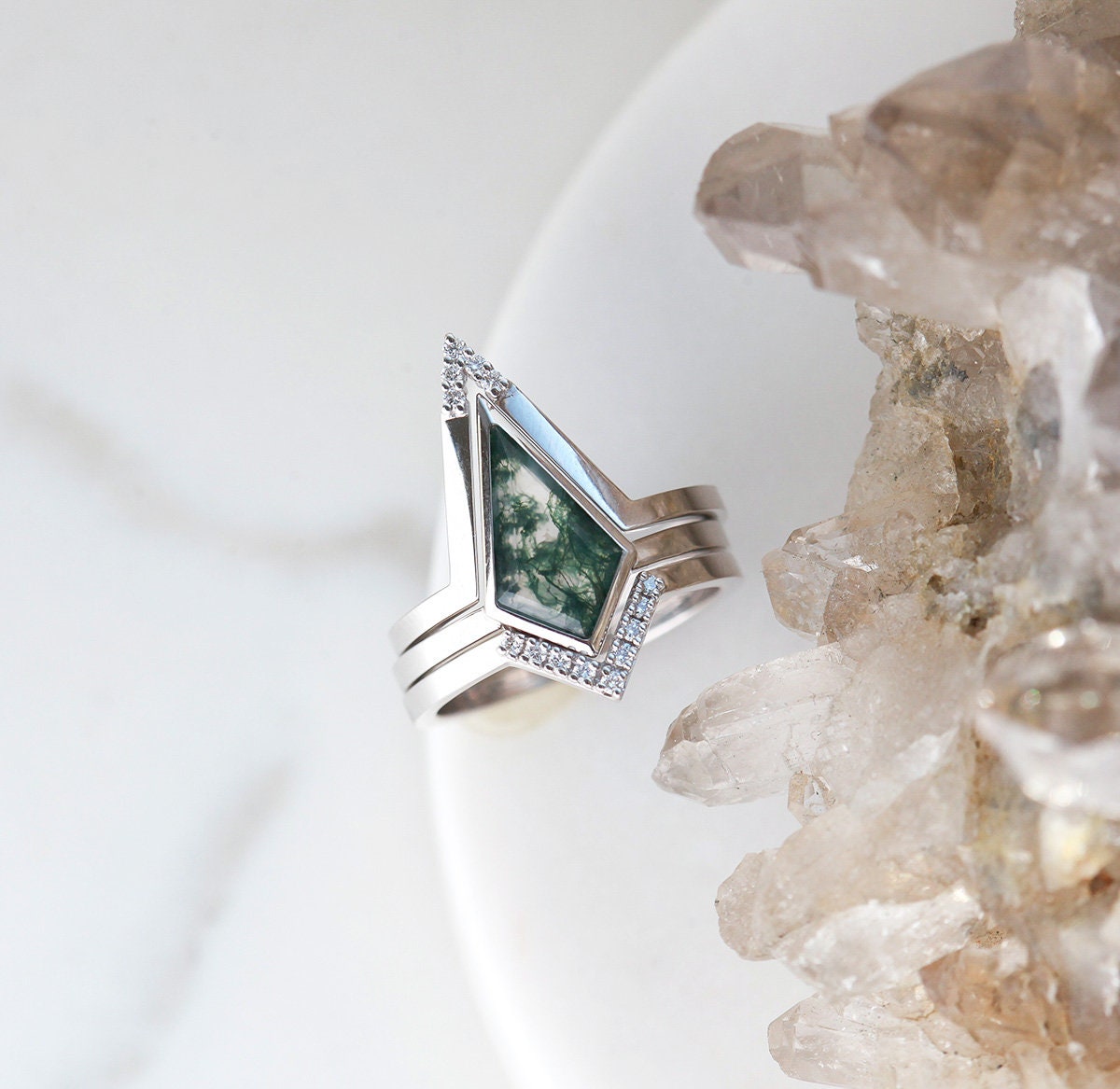 Kite Moss Agate Ring Set with Side White Diamonds
