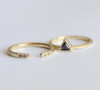 Trillion Cut Black Diamond Art Deco Wedding Ring Set with side Round Black Diamonds