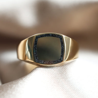 Stylish Brad gold inlay signet ring with a classic design.