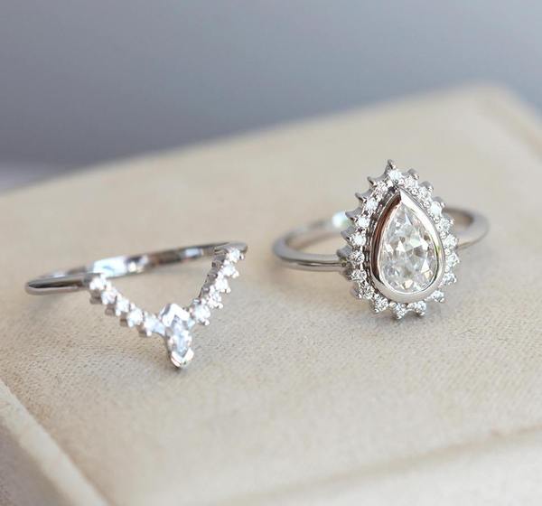 Pear Diamond Ring with Halo Diamond Crown Band