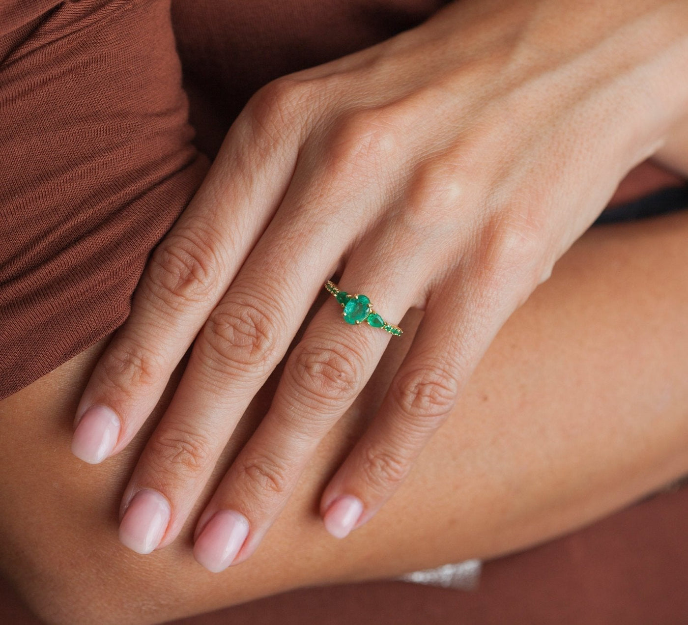 Oval Emerald Cluster Ring with 2 Horizontal Placed Pear Emeralds and Emeralds on the Band