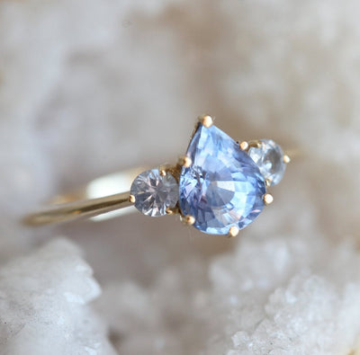 Blue pear-shaped 3-stone sapphire ring