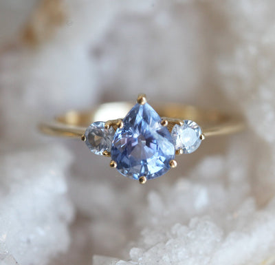 Blue pear-shaped 3-stone sapphire ring