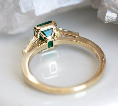 Cleo Emerald Ring With Accent Stones