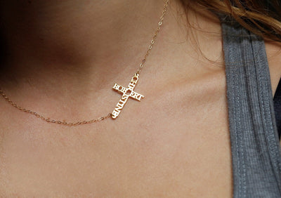 Personalized cross-shaped name gold necklace