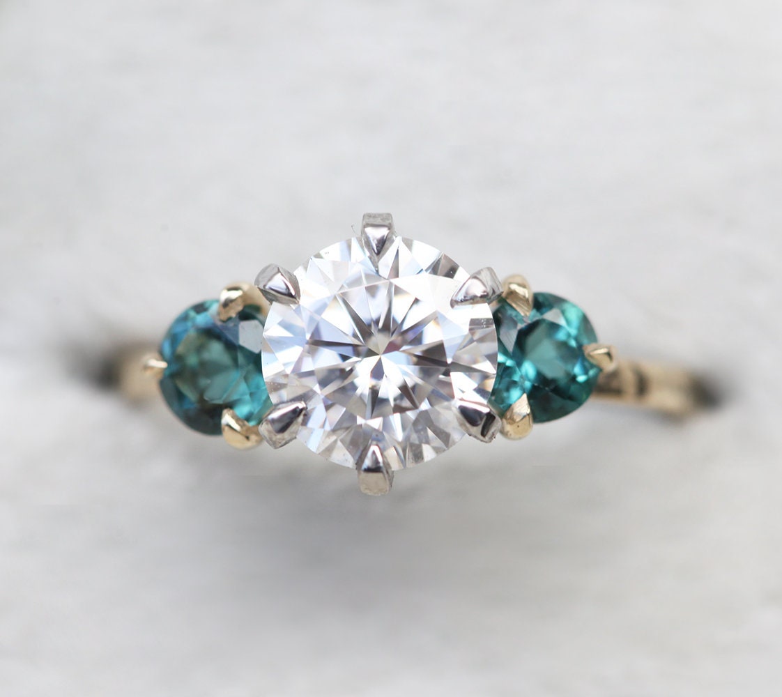 3-stone diamond ring