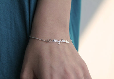 Gold bracelet with personalized name