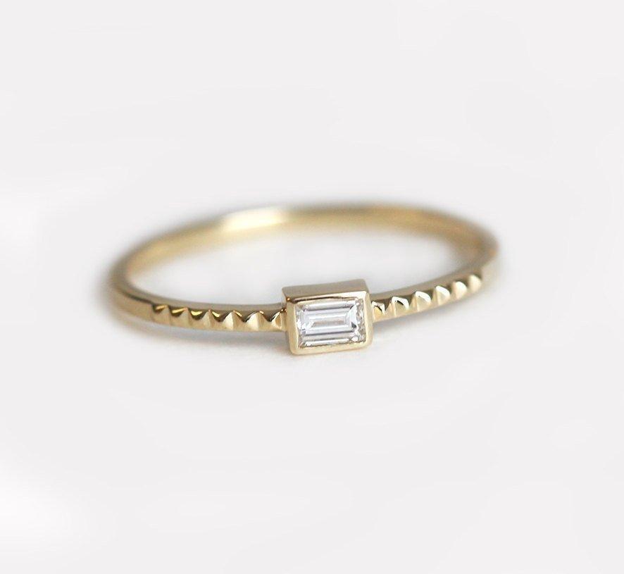Baguette Diamond Solitaire Gold Ring with Fine Geometric Pattern on the ring