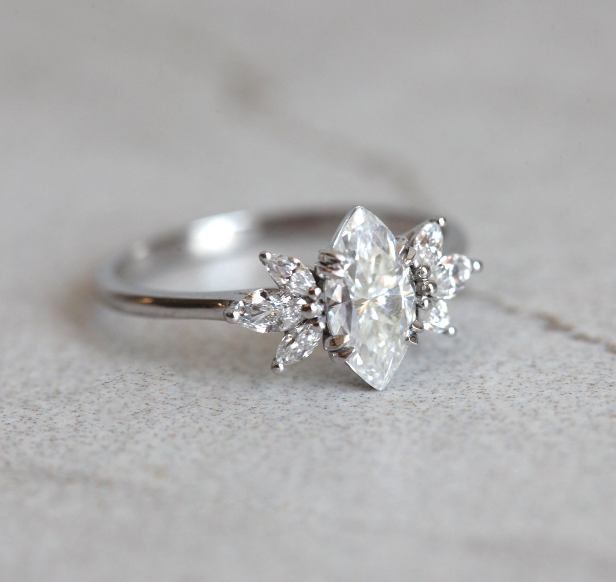 DELLA ENGAGEMENT RING-Capucinne