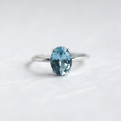 Oval Aquamarine Ring