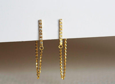 Gold bar with round white diamonds stud earrings with chain