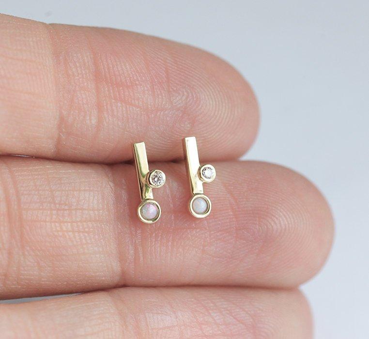 Round white opal gold stud earrings with white diamonds