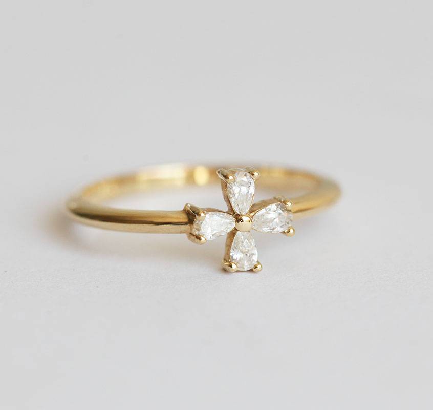 Pear White Diamond Ring with a floral finish