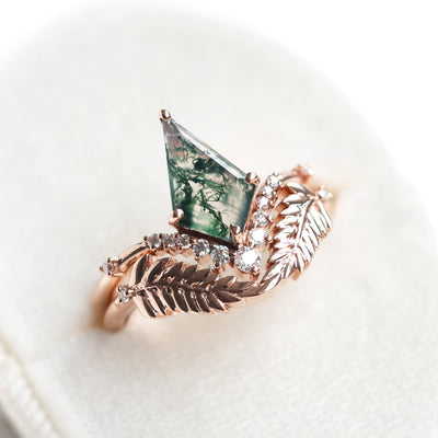 Diamond Kite Moss Agate Ring Set With Leaf Diamond Band
