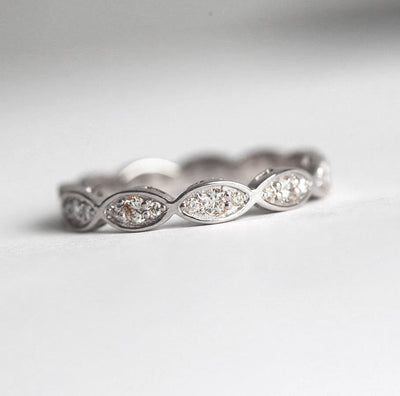 Round White Diamond Eternity Ring with Eye-Shaped links