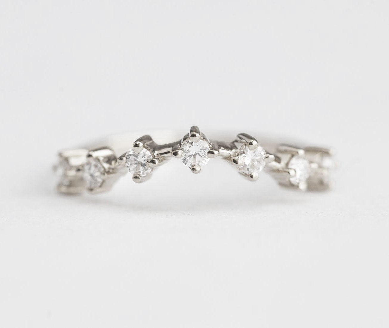 Round White Diamond Cluster, curved Ring