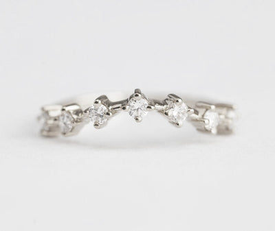 Round White Diamond Cluster, curved Ring