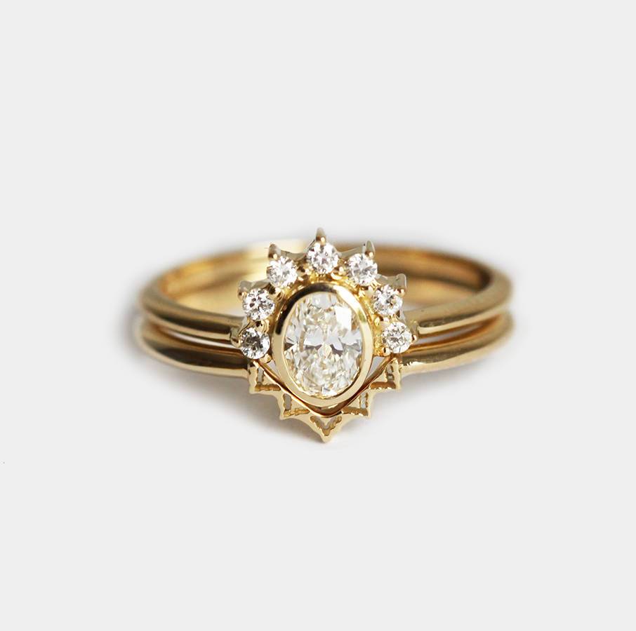 Diamond Ring Set, Oval Diamond Ring-Capucinne