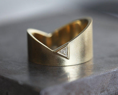 Triangle Shaped White Diamond Wedding Ring with asymmetric shape band