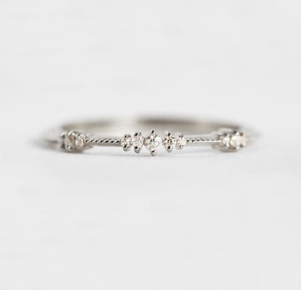 Unique Round Diamond Cluster Wedding Ring