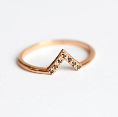 Elegant Black Diamond V-Shaped Chevron Gold Ring