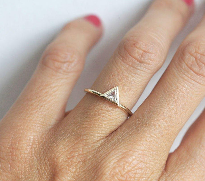 Outlet fine yellow gold geometric design dainty triangle ring with diamonds