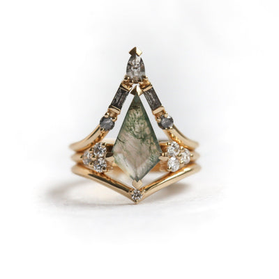 Kite Moss Agate Diamond Three Ring Set with Various White and Salt & Pepper Diamonds