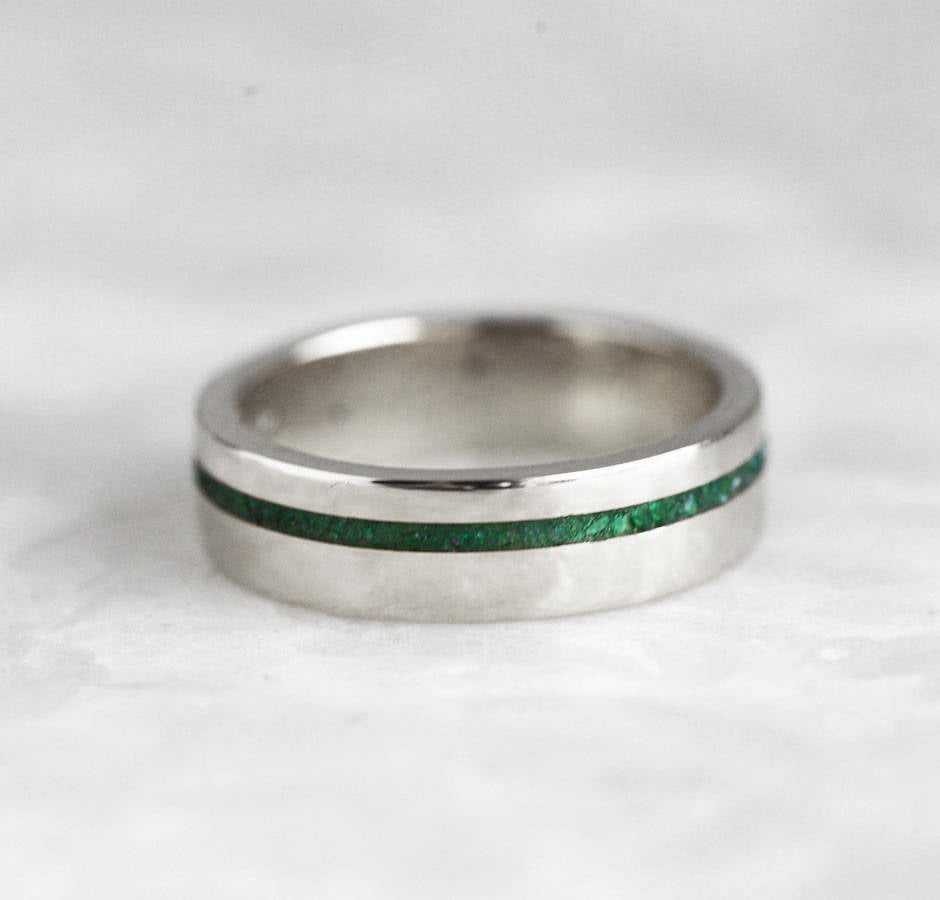 Crushed Genuine Emerald Inlay White Gold Wedding Band