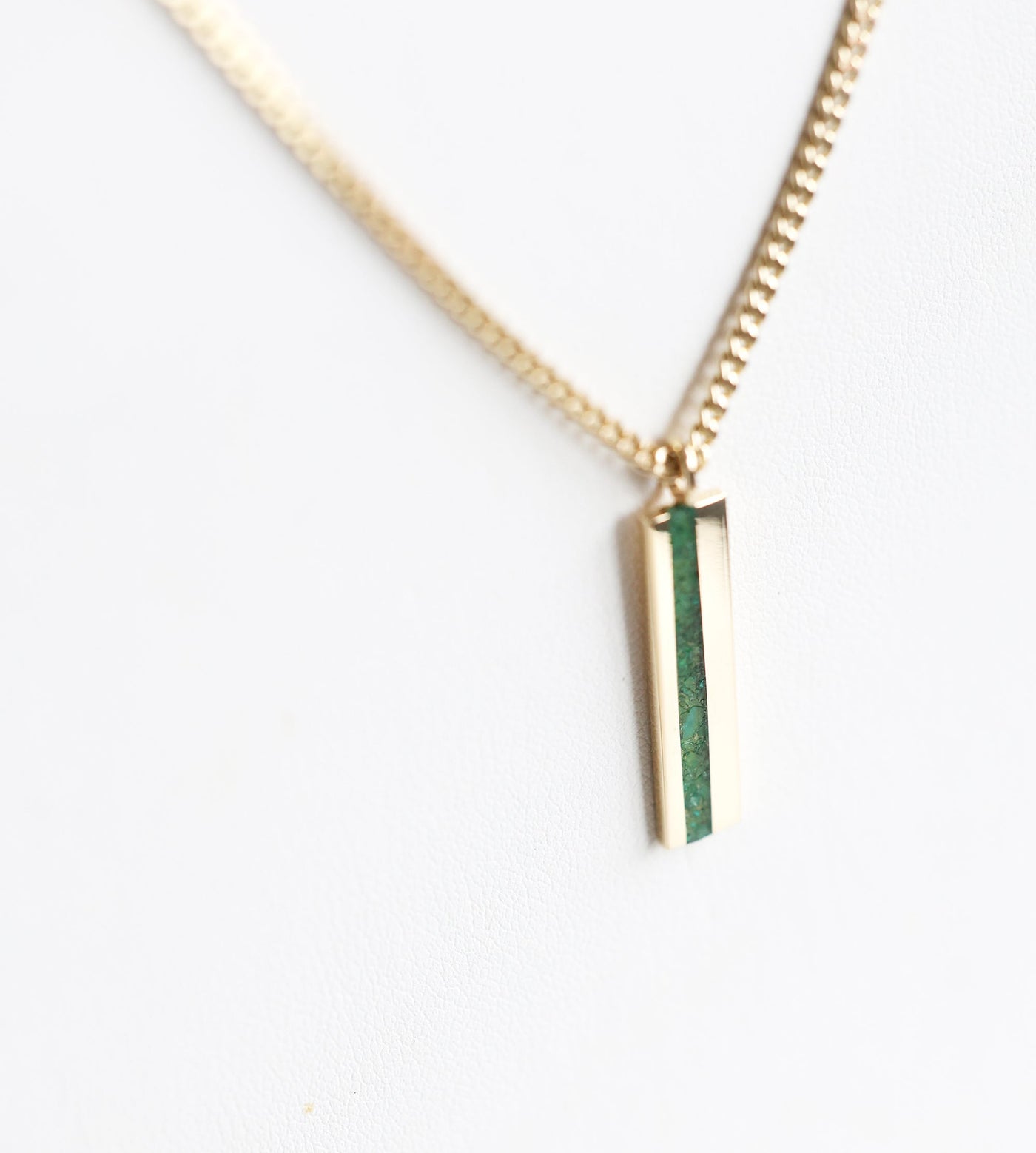 Men's emerald bar gold chain necklace