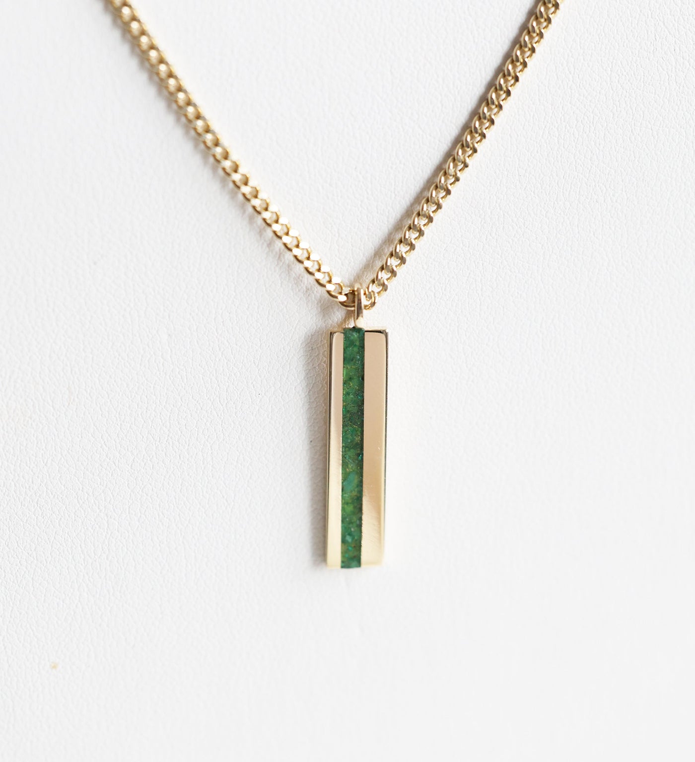 Men's emerald bar gold chain necklace