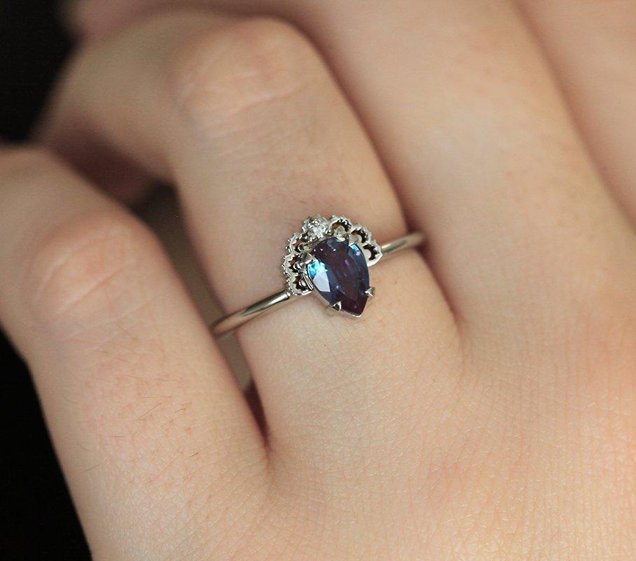 Teal Pear Alexandrite Ring with One Side Round White Diamond