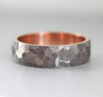 Evan Hammered Wedding Band-Capucinne