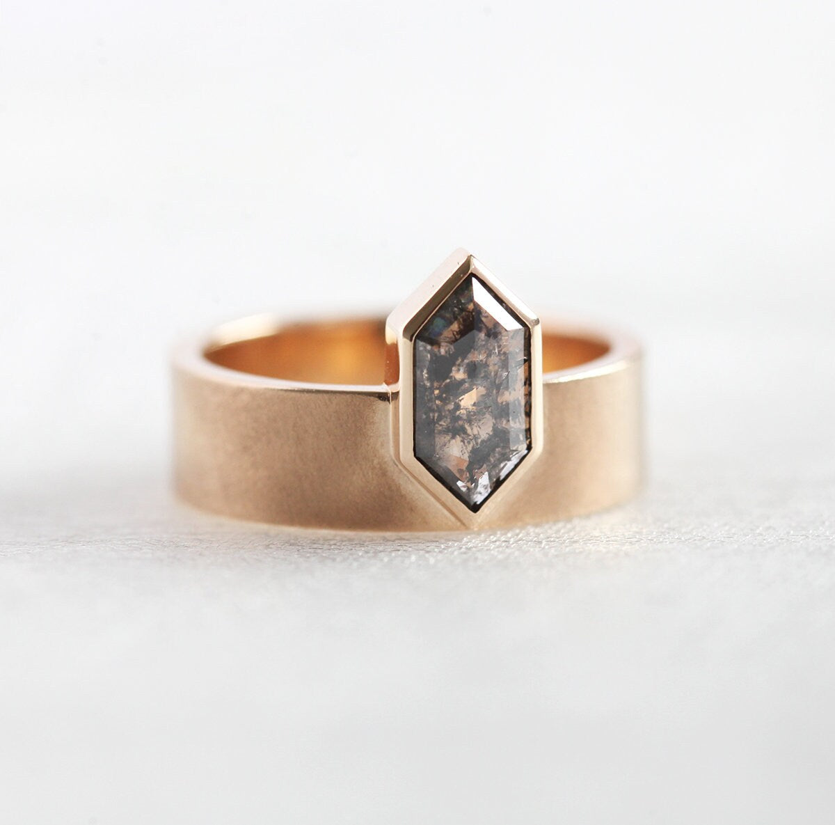 Evangeline Hexagon Diamond Ring Set-Capucinne