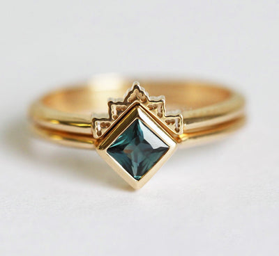 Square-shaped teal sapphire ring
