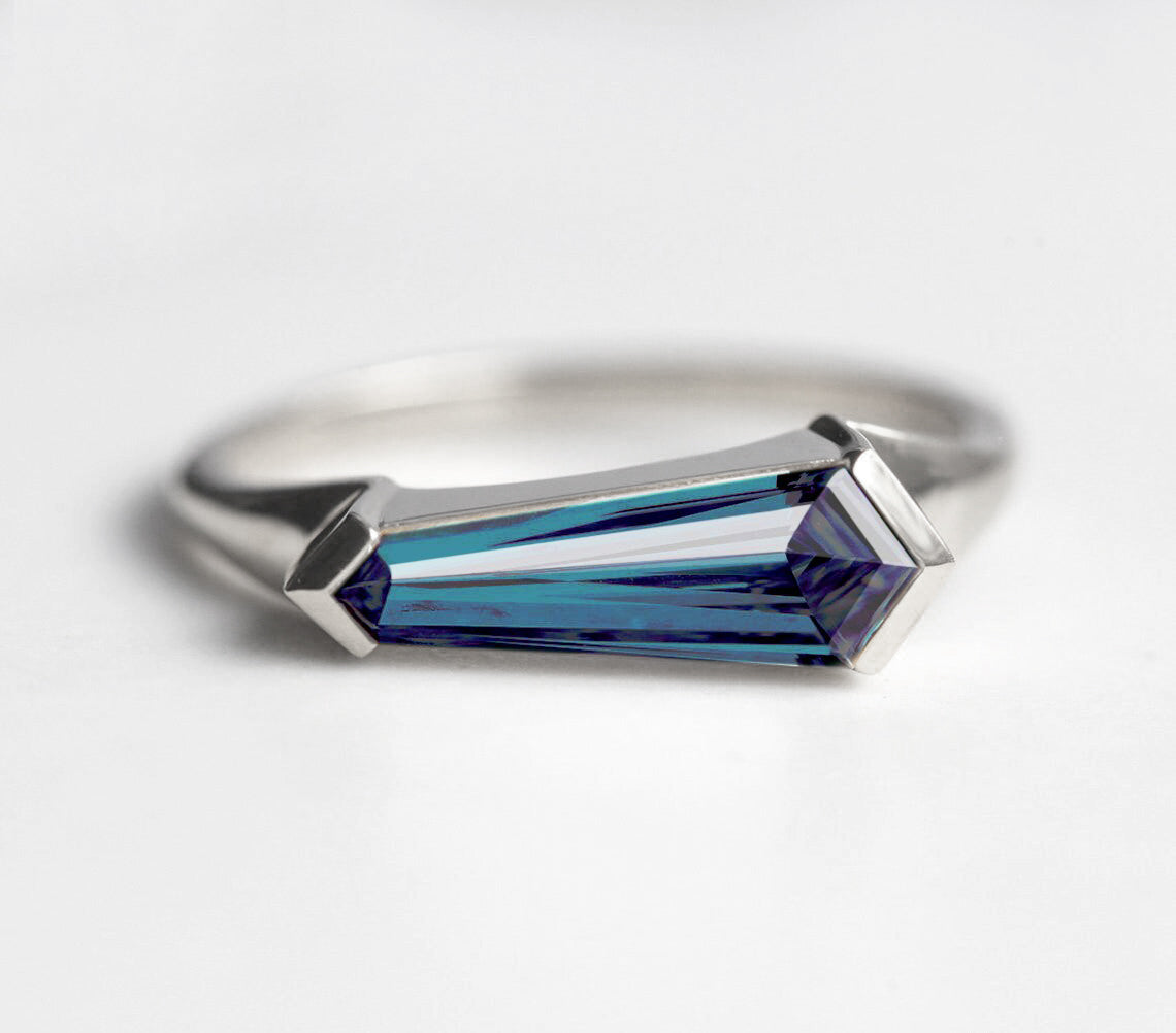 Solitaire Band, Shield Lab Alexandrite Ring