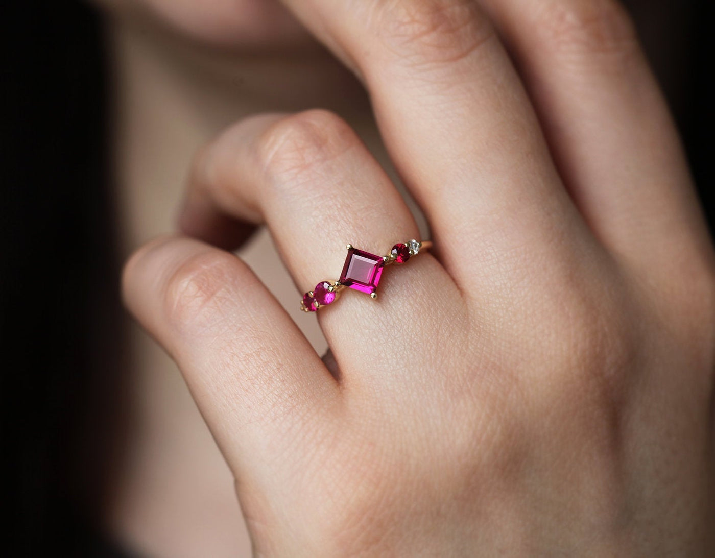 Pink Princess-Cut Tourmaline Cluster Ring with Side White Diamonds and Rubies