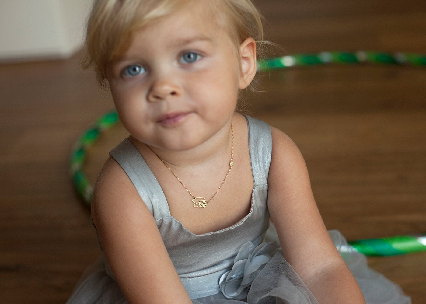Child's gold chain with personalized name