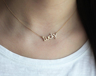 Gold necklace with personalized name