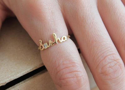 Personalized Name Gold Ring with Round White Diamond