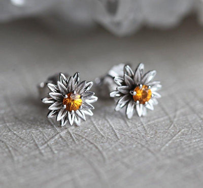 Round orange sapphire stud gold floral earrings