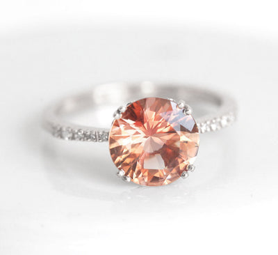 HAILEY OREGON SUNSTONE RING WITH PAVE DIAMOND BAND-Capucinne