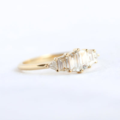 Interesting Trapezoid-Cut White Diamond Ring with shiny side White Diamonds